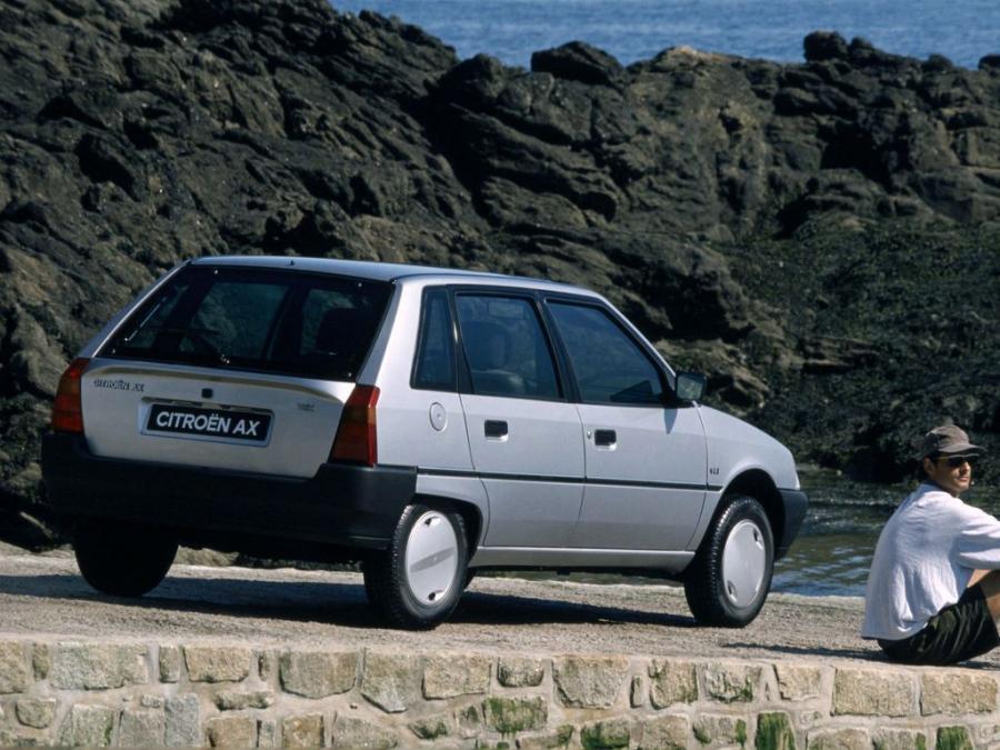  Citroen AX 5-Door 1991 года  (фото 3 из 4)